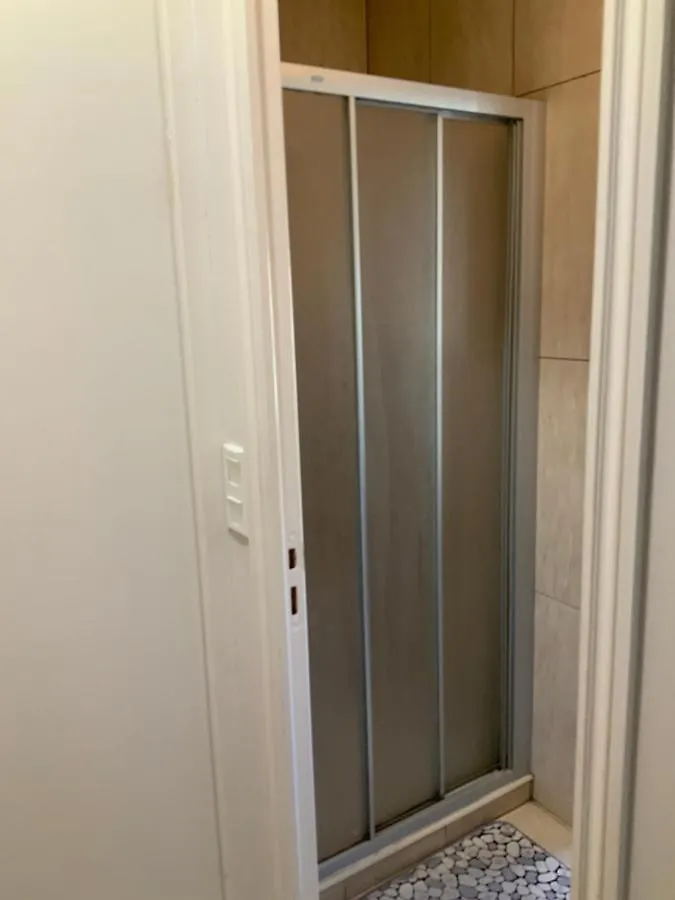 Appartement 4 personnes parking privé gratuit calanques plages Vélodrome hôpital IPC Marseille 0*,  France